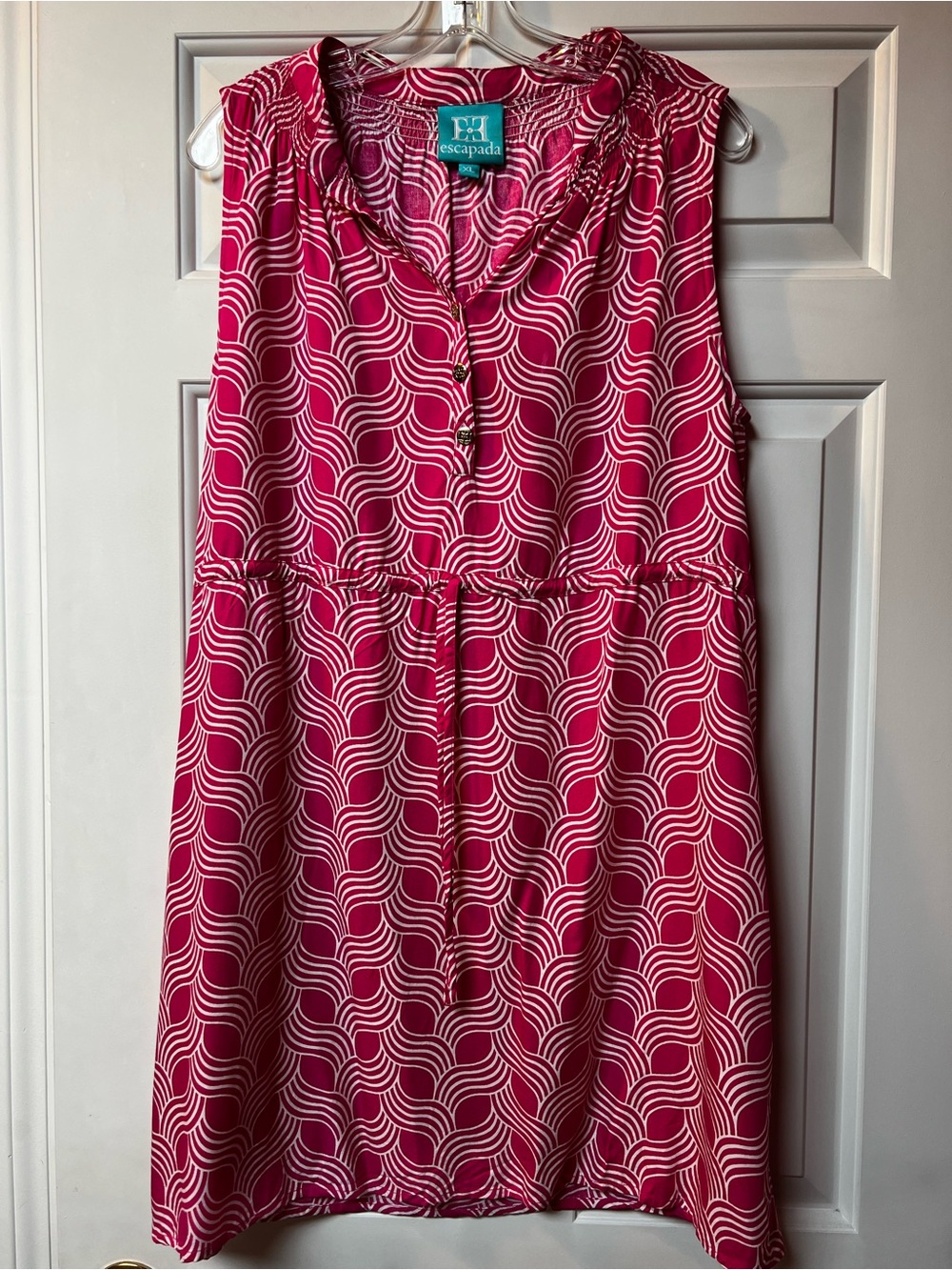 Escapada Pink Wave-Print Sleeveless Drawstring Midi Dress